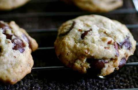Chocolate Chip Cookies with Almonds